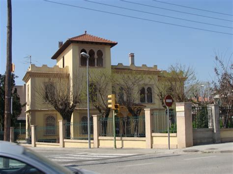 Cementerio en Santa Perpètua de Mogoda abierto hoy. (08260....)